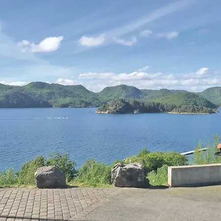 Holiday home Four-bedroom In Lindesnes *