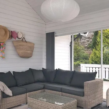 Four-bedroom In Lindesnes Dom wakacyjny