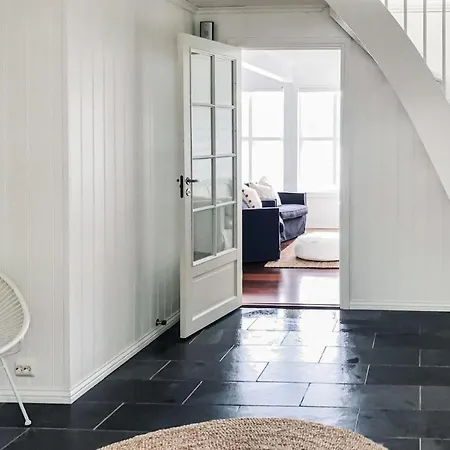 Feriehus Four-bedroom In Lindesnes